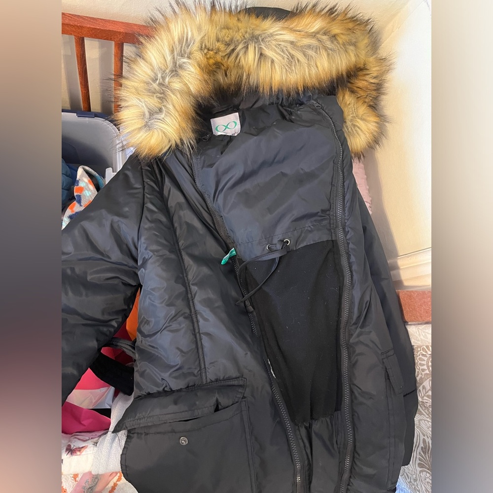 Parka with Maternity /baby panel, belted black fur hood trim Size 10/12